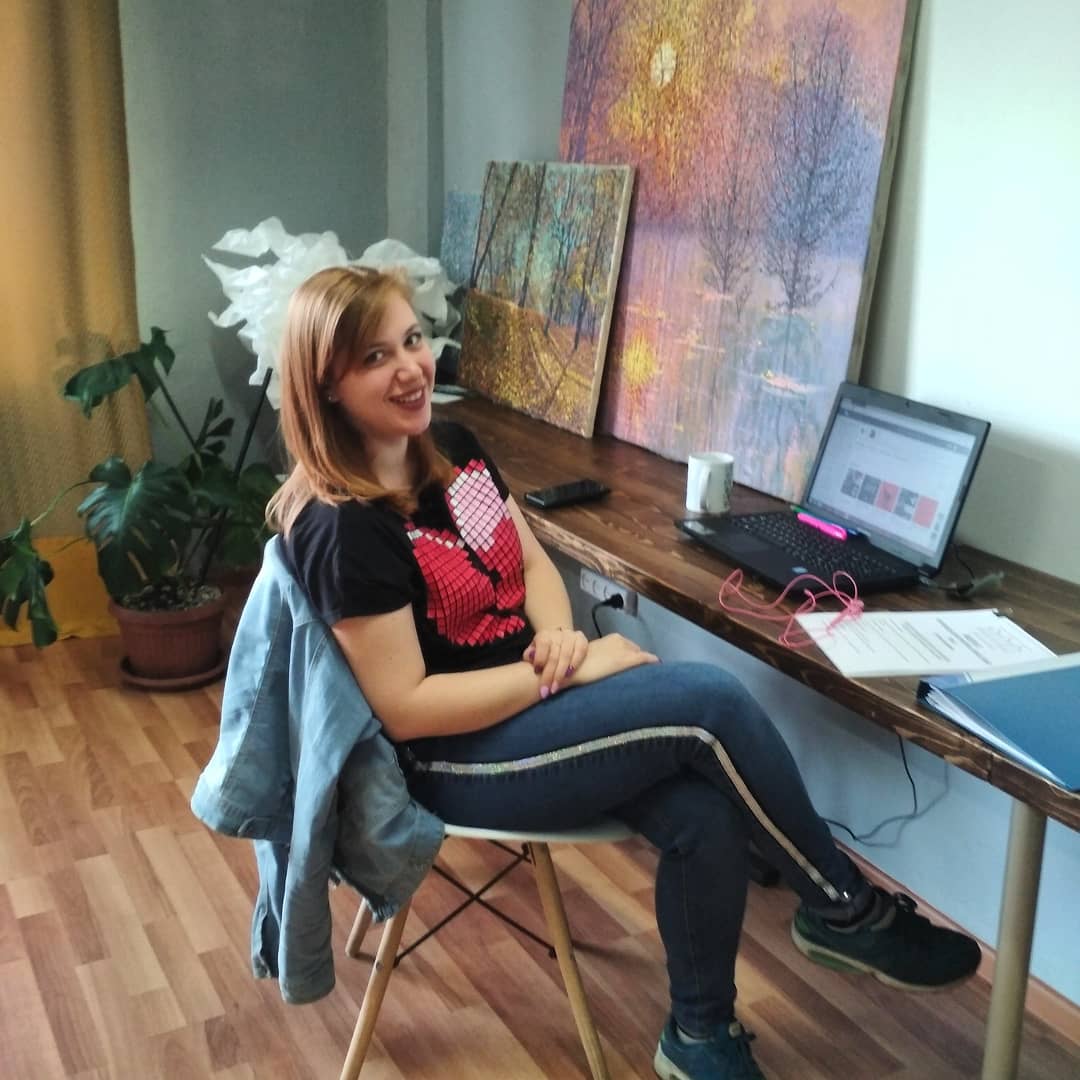 Сегодня у нас в гостях Мария из Новосибирска! Она обладательница редкой профессии — организатор пространства!??? #коворкингвОрле #freedoman57
